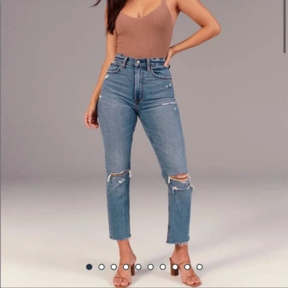 Abercrombie Ankle Straight Ultra High Rise Distressed Jeans 30